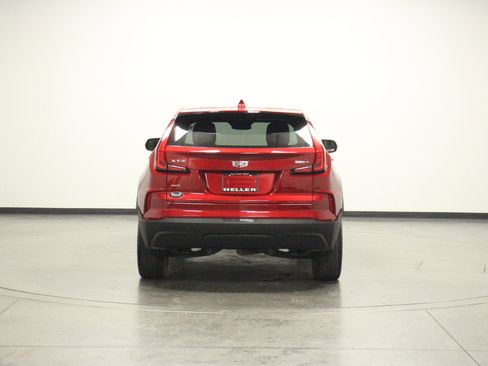 Used 2024 Cadillac XT4 Luxury image 7