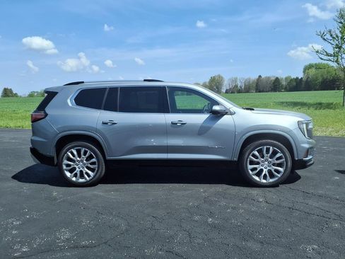 Used 2024 GMC Acadia Denali w/ Super Cruise Package AWD/4WD image 8