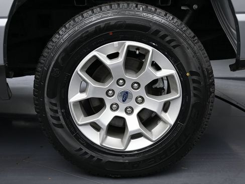 Used 2023 Ford F150 XLT AWD/4WD image 10