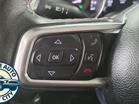 Used 2023 Jeep Wrangler Unlimited Sahara w/ Cold Weather Group AWD/4WD image 12