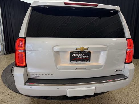 Used 2017 Chevrolet Suburban Premier image 6
