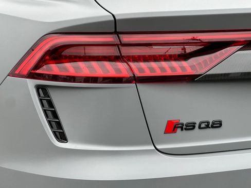 Used 2024 Audi RS Q8 AWD/4WD image 27