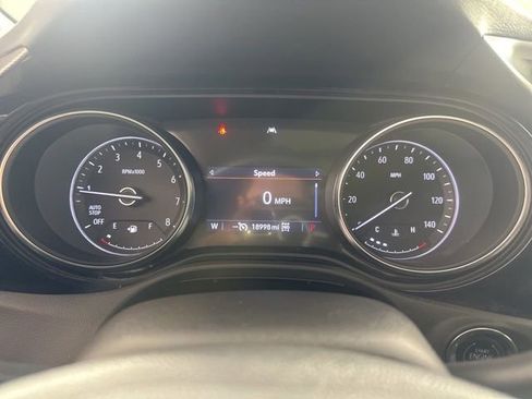 Used 2023 Buick Encore GX Essence w/ Experience Buick Package AWD/4WD image 10