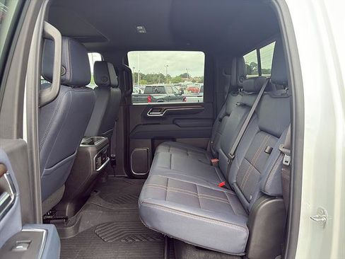 Used 2024 Chevrolet Silverado 2500 High Country w/ High Country Premium Package AWD/4WD image 19