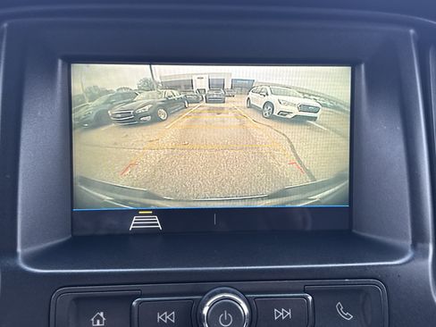 Used 2019 Chevrolet Colorado W/T image 17