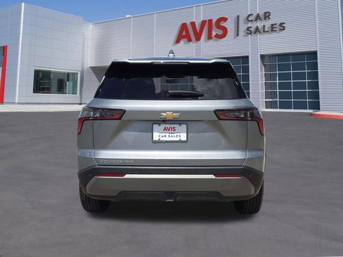 Used 2025 Chevrolet Equinox LT AWD/4WD image 7