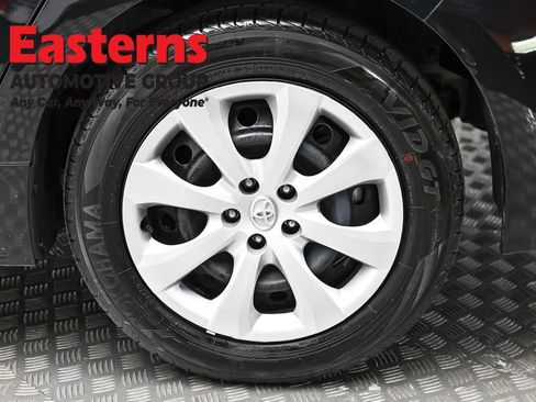 Used 2025 Toyota Corolla LE image 8