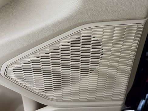 Used 2024 Jeep Grand Cherokee Limited image 22