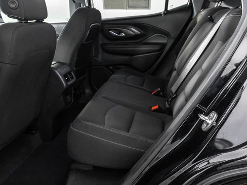 Used 2022 GMC Terrain SLE w/ Driver Convenience Package FWD image 37