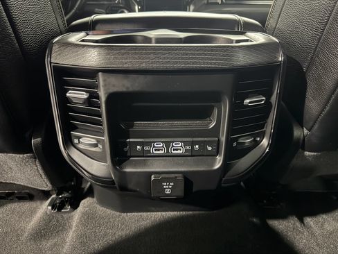 Used 2022 RAM 1500 Limited AWD/4WD image 41