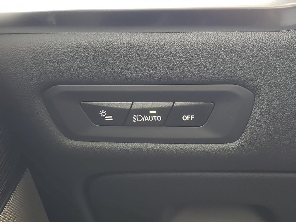 Used 2026 BMW X5 M60i AWD/4WD image 29