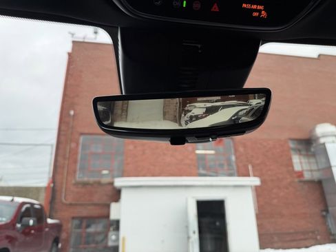 Used 2024 GMC Acadia Denali w/ Super Cruise Package image 27