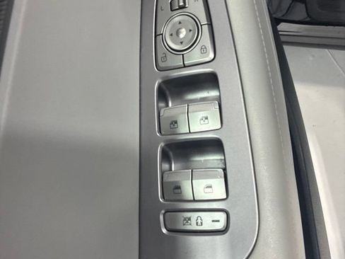 Used 2024 Hyundai Palisade SEL FWD image 12