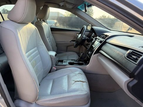 Used 2015 Toyota Camry XLE FWD image 18