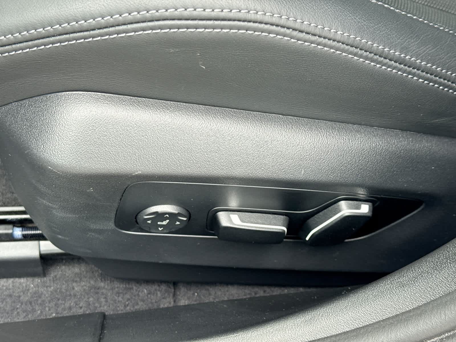 Used 2026 BMW M5 AWD/4WD image 23