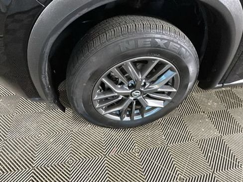 Used 2021 Nissan Rogue S AWD/4WD image 9