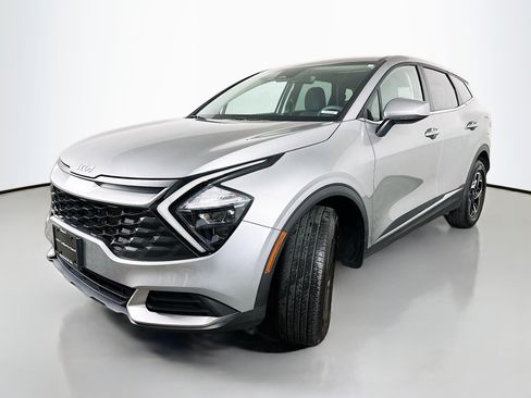 Certified 2023 Kia Sportage LX AWD/4WD image 3