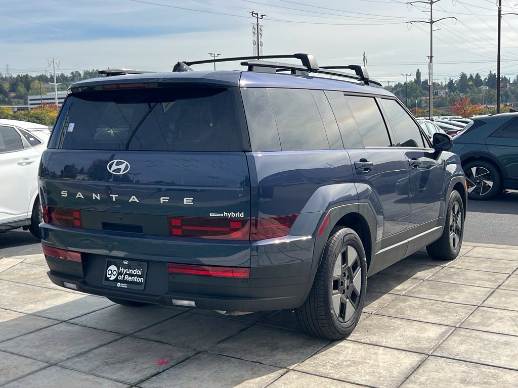 Certified 2025 Hyundai Santa Fe SEL AWD/4WD image 9