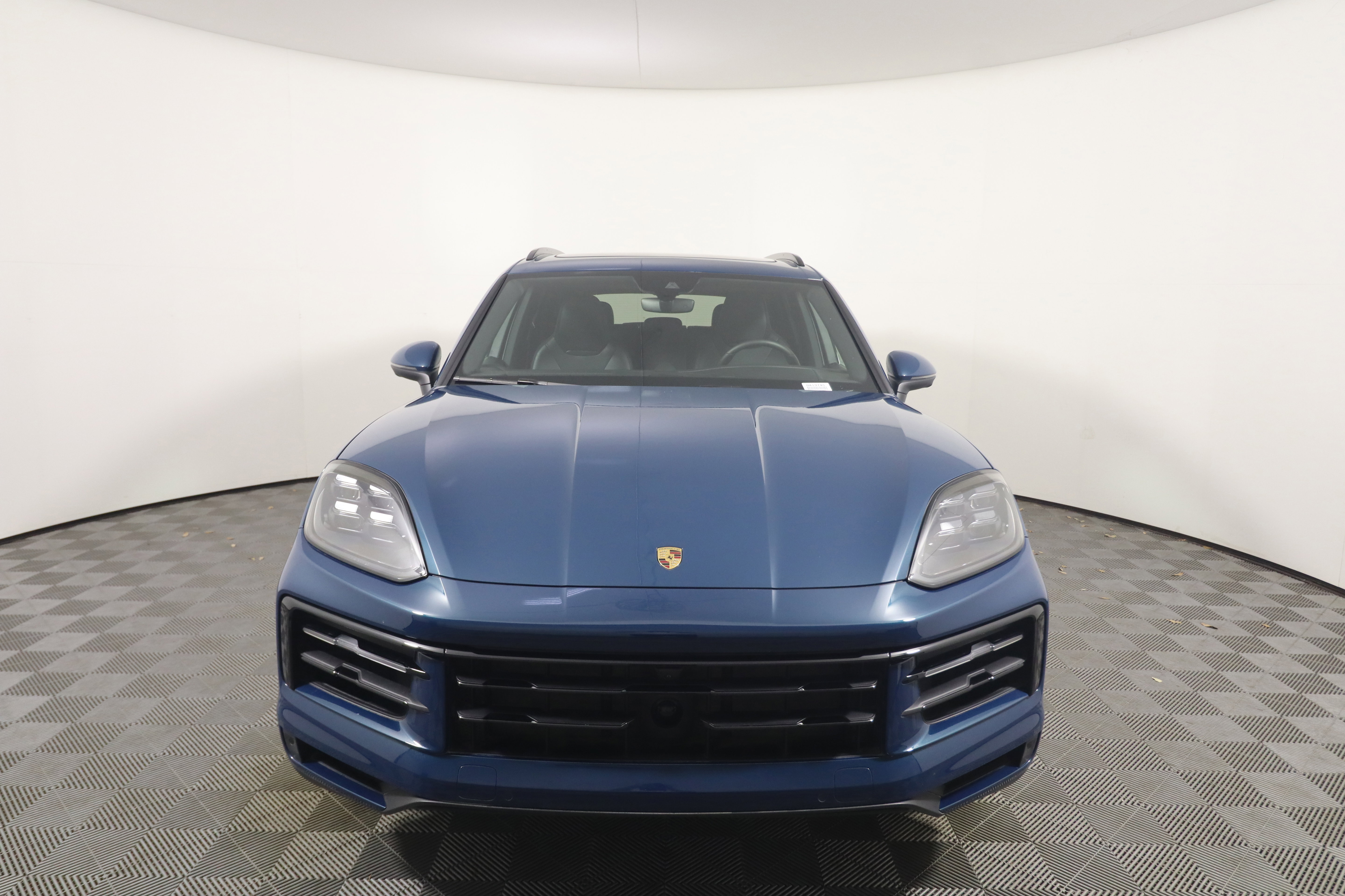 Used 2025 Porsche Cayenne S AWD/4WD image 10