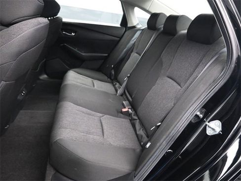 Certified 2025 Honda Accord LX image 12