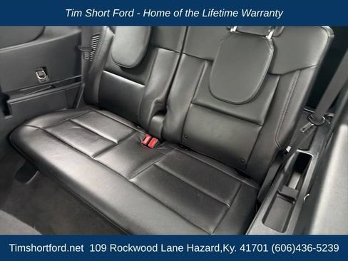 Used 2022 Ford Explorer Limited w/ Limited Technology Package AWD/4WD image 14