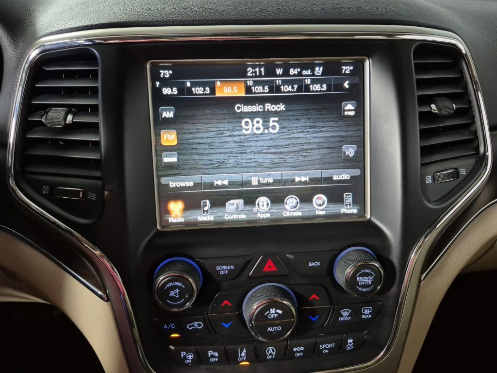 Used 2017 Jeep Grand Cherokee Limited w/ Luxury Group II AWD/4WD image 14