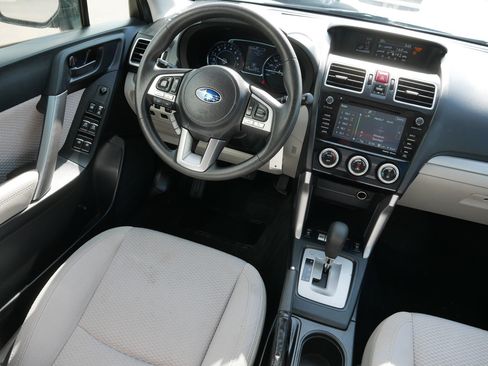 Used 2018 Subaru Forester 2.5i Premium AWD/4WD image 9