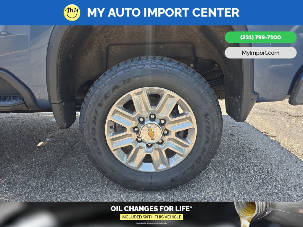 Used 2024 Chevrolet Silverado 3500 High Country w/ Technology Package AWD/4WD image 29