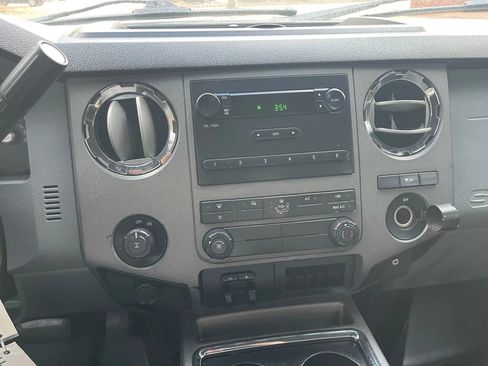 Used 2011 Ford F250 XLT w/ Advanced Security Group image 16