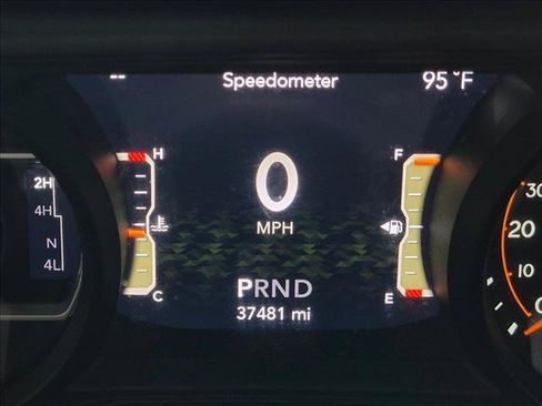 Used 2024 Jeep Wrangler Unlimited Sport AWD/4WD image 10