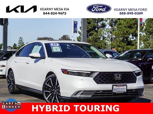 Used 2025 Honda Accord Touring image 1