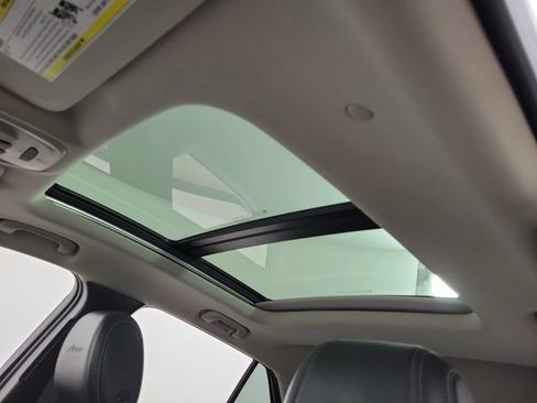 Used 2025 Buick Encore GX Avenir w/ Avenir Convenience Package FWD image 21