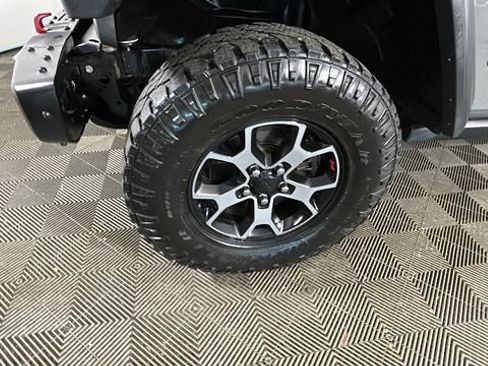 Used 2018 Jeep Wrangler Unlimited Rubicon AWD/4WD image 8