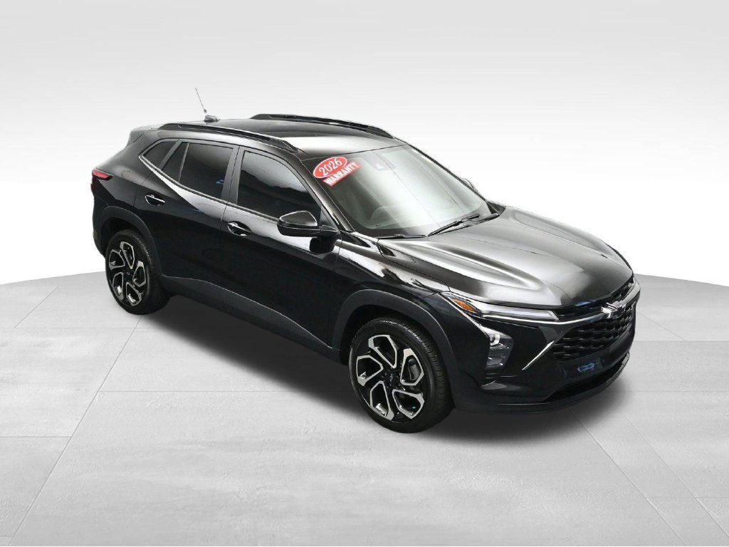 Used 2025 Chevrolet Trax RS w/ Driver Confidence Package FWD image 34