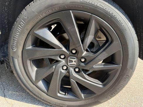 Used 2021 Honda HR-V Sport image 27