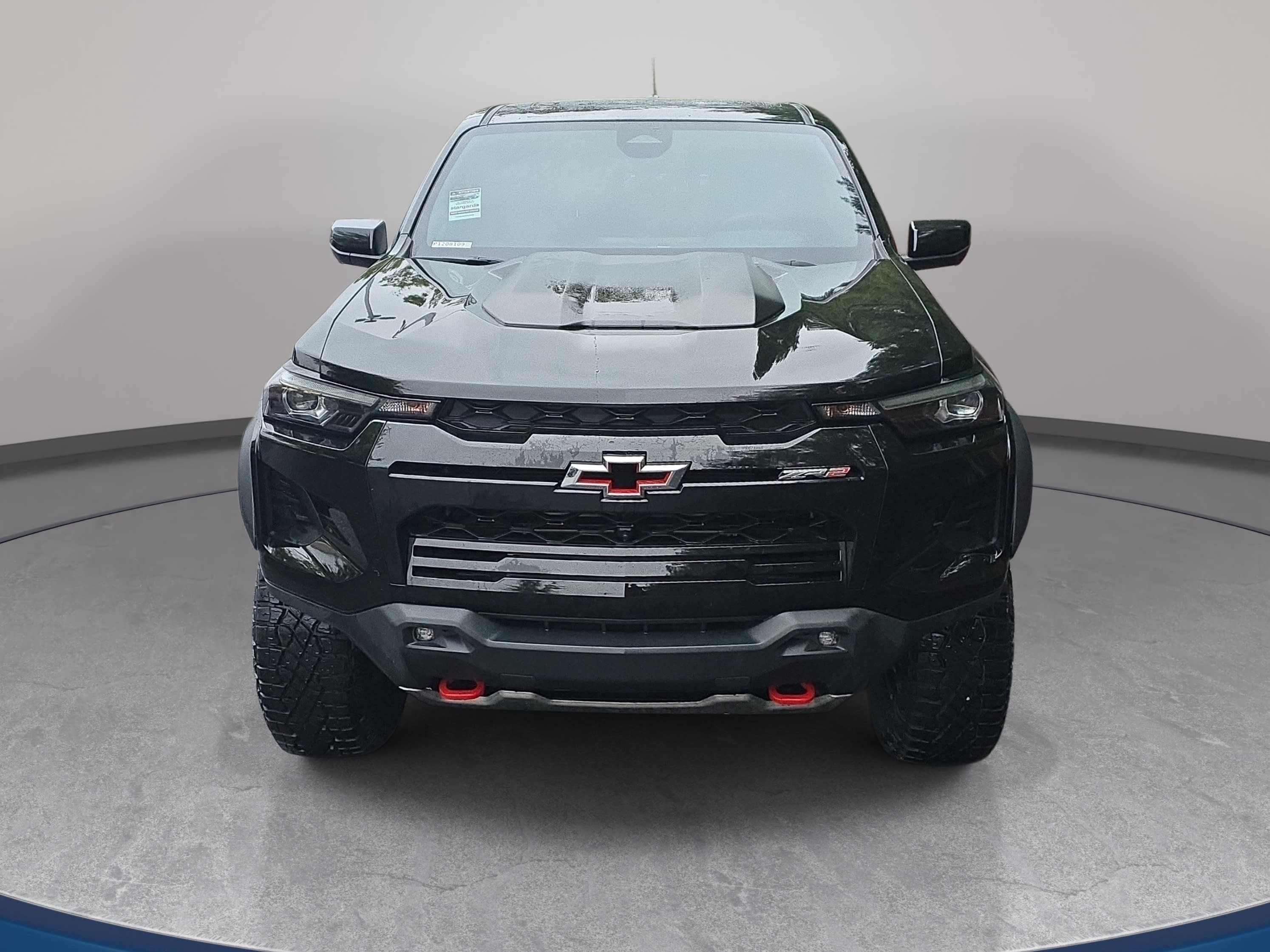 Used 2023 Chevrolet Colorado ZR2 w/ ZR2 Convenience Package III AWD/4WD image 2