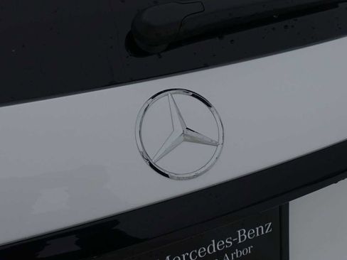 Used 2026 Mercedes-Benz GLC 300 4MATIC image 30