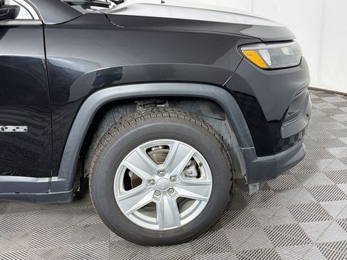 Used 2022 Jeep Compass Latitude w/ Convenience Group AWD/4WD image 13
