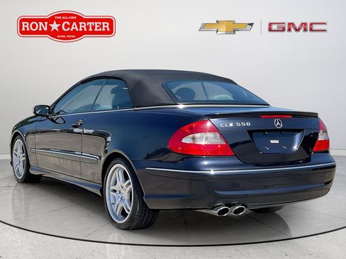 Used 2009 Mercedes-Benz CLK 550 Cabriolet image 4