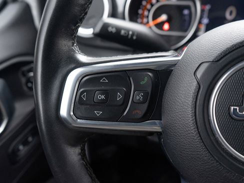 Used 2021 Jeep Wrangler Unlimited Sahara image 23