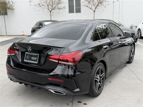 Used 2021 Mercedes-Benz A 220 image 5