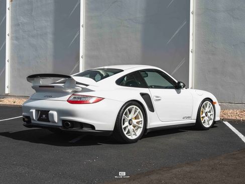 Used 2011 Porsche 911 GT2 RS RWD image 18