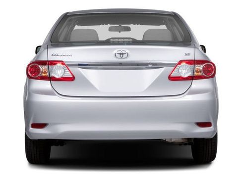 Used 2013 Toyota Corolla LE FWD image 5