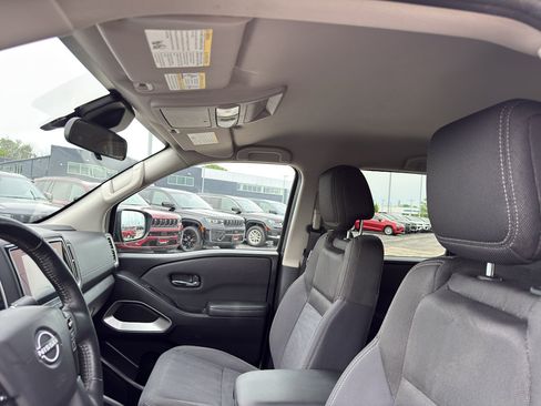 Used 2023 Nissan Frontier SV w/ Technology Package AWD/4WD image 24