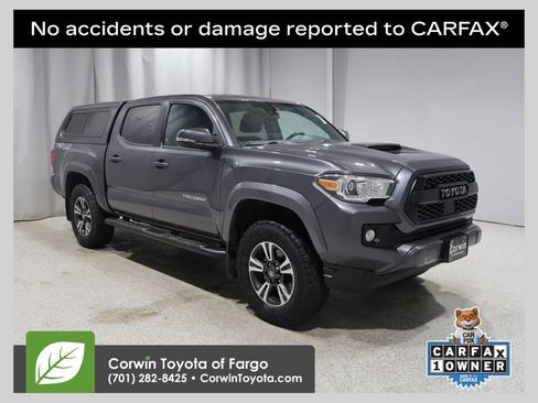 Used 2018 Toyota Tacoma TRD Sport AWD/4WD image 1