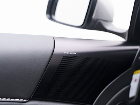 Used 2016 Aston Martin DB9 GT image 54