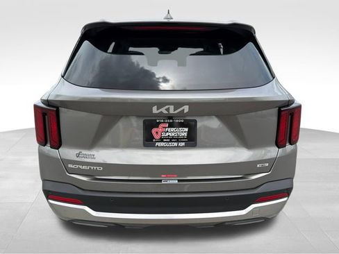 New 2026 Kia Sorento EX FWD image 6