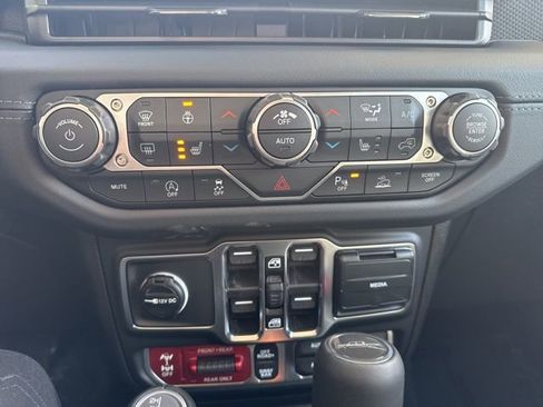 New 2026 Jeep Gladiator Rubicon image 21