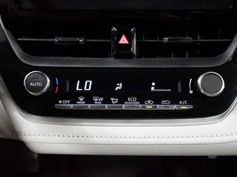 Certified 2023 Toyota Corolla SE FWD image 20