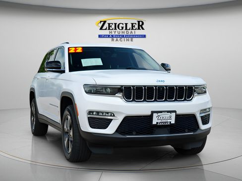 Used 2022 Jeep Grand Cherokee Limited 4xe w/ Luxury Tech Group II AWD/4WD image 1
